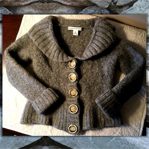 Banana Republic Other - BANANA REPUBLIC Heavy Grey Wool Button Cardigan